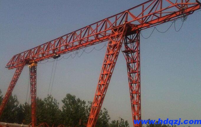 龍門吊安裝拆卸過程中如何確保與其他工種的協(xié)調(diào)配合？ 有哪些溝通機(jī)制？